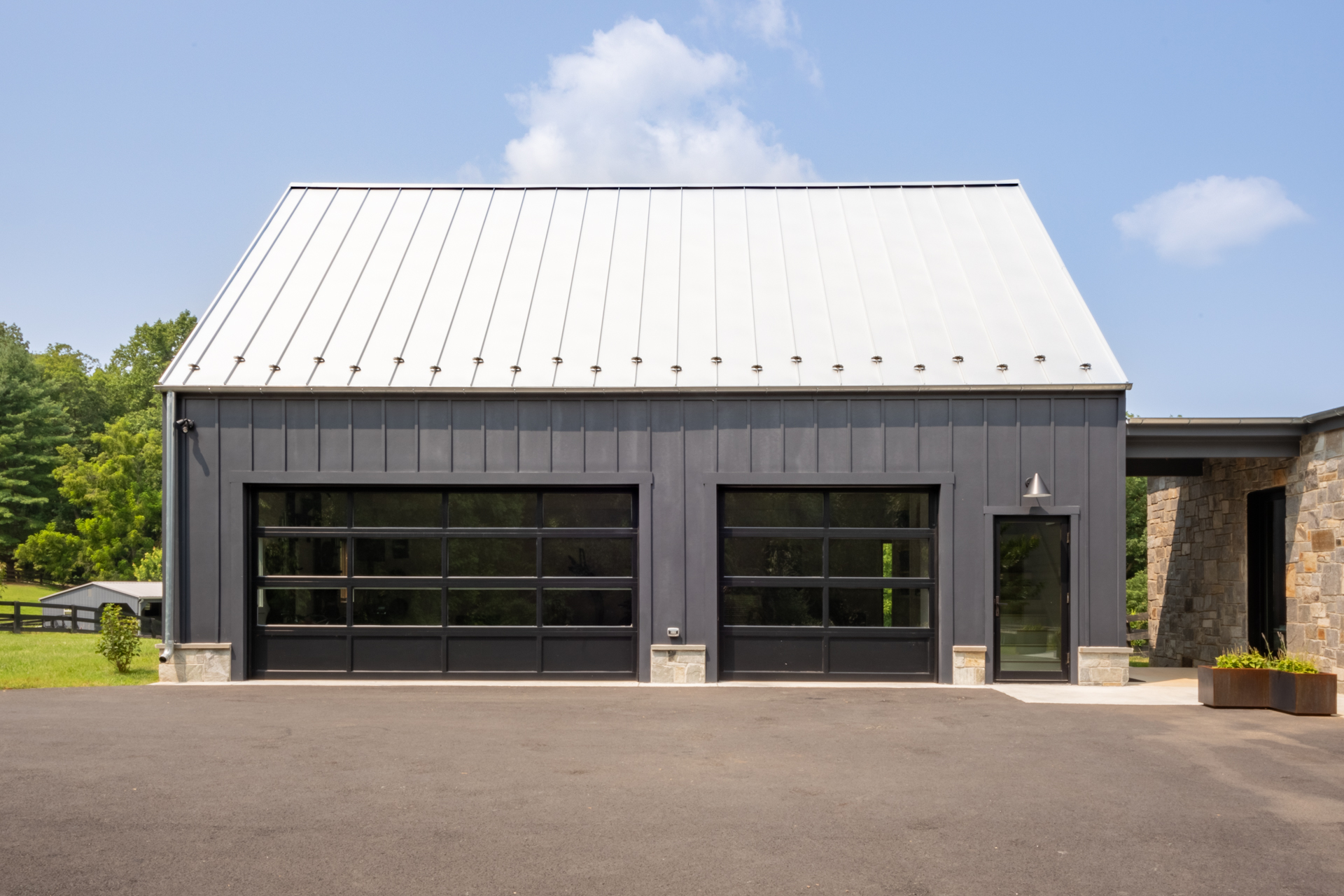28x38 garage in greenwood va 2 1