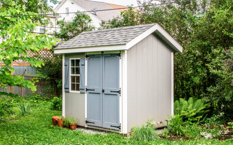 A small shed kit